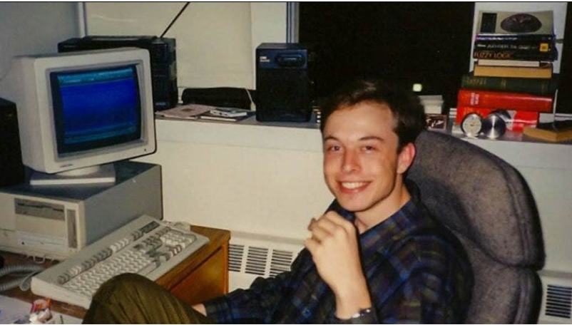 Μασκ κολλέγιο